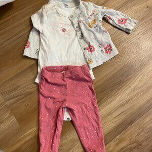 child of mine Carter's  3 piece set